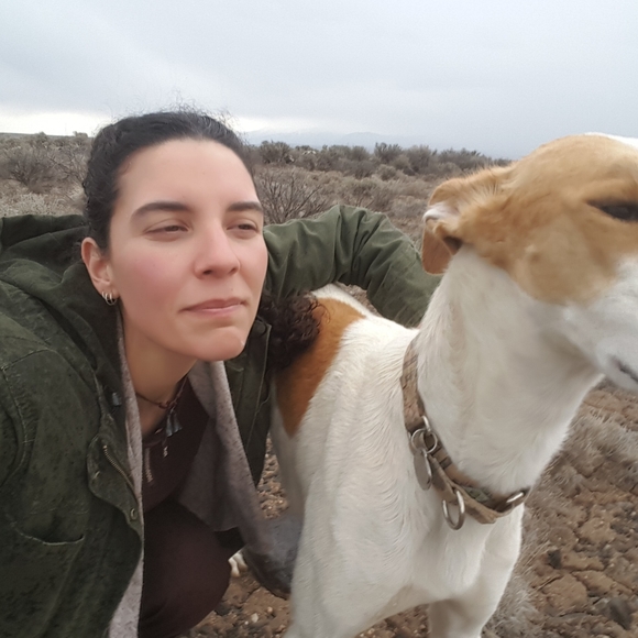 Meet your Posher, Julianne - Picture 2 of 4